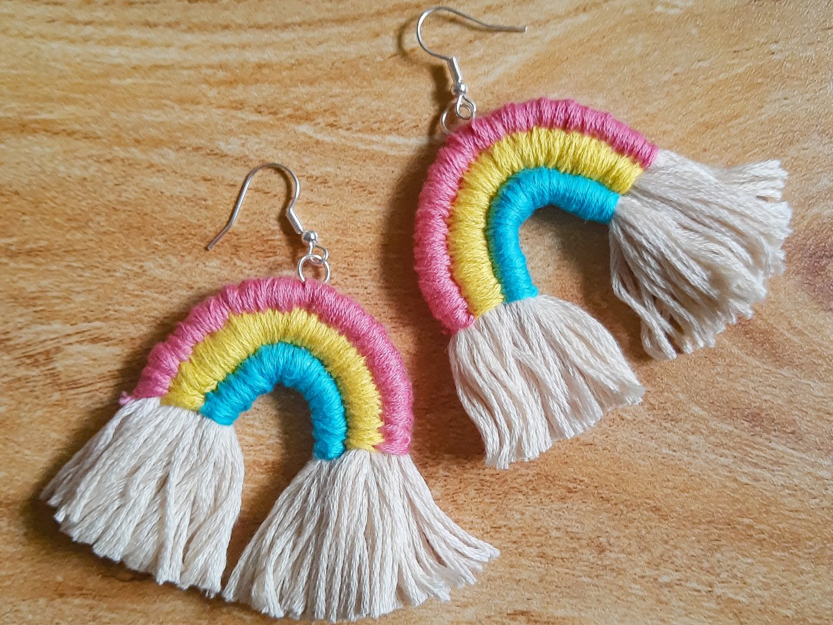 DIY Rainbow Tassel&nbsp;Earrings